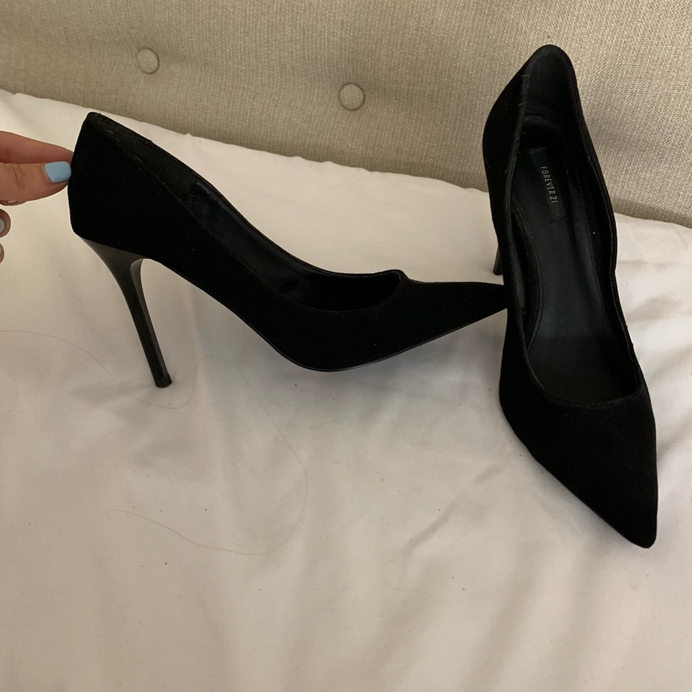 Forever 21 Black Pointed Heels